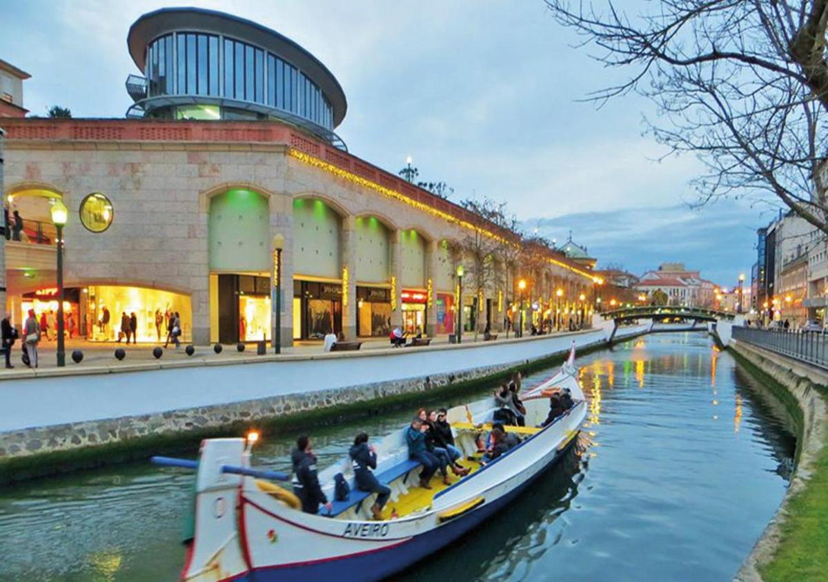 Suitetrails - Love' in Aveiro Apartments - Blanc