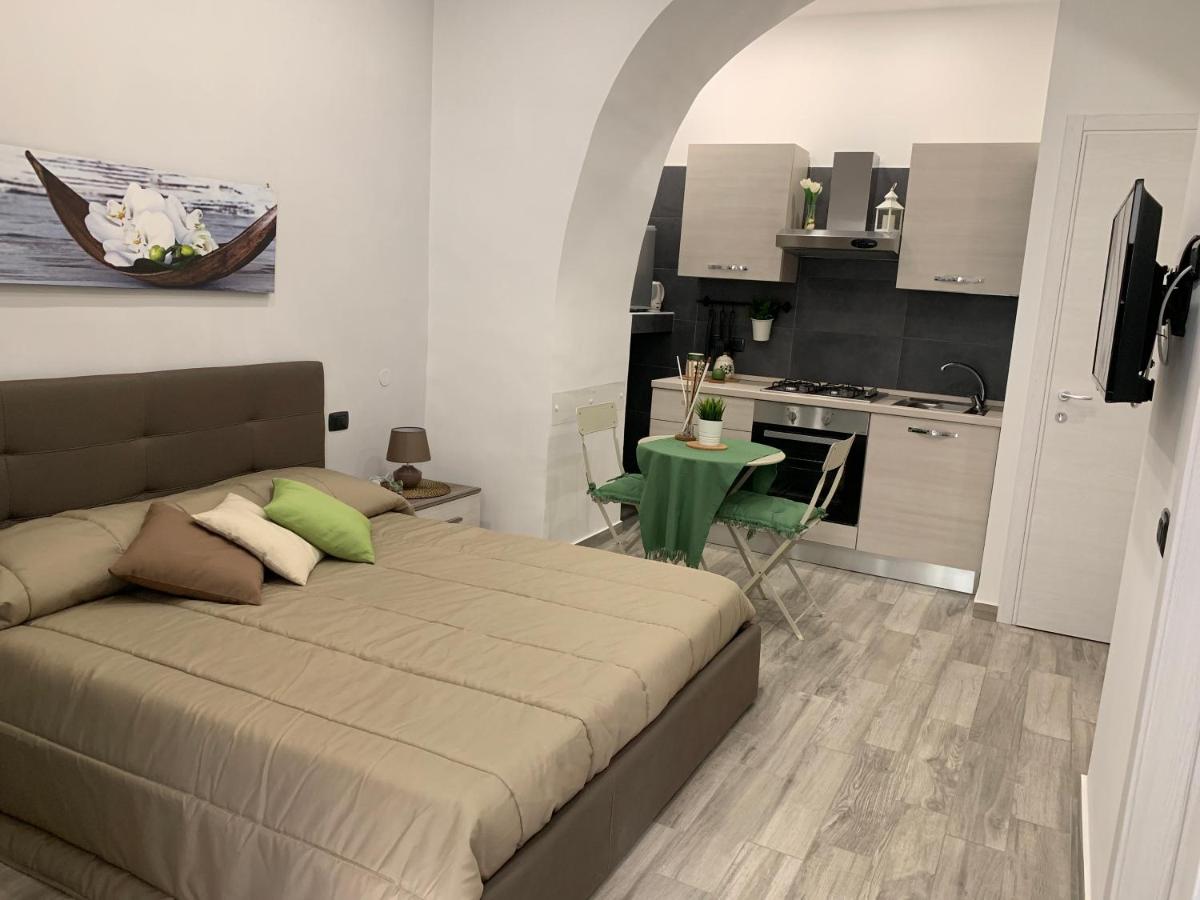 Da NINETTA RESTERETE SENZA PAROLE, GARANTITO! - Housity