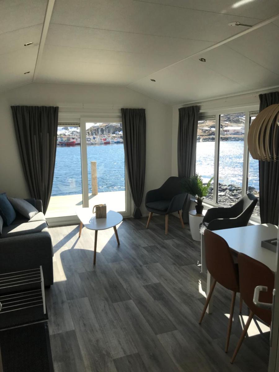 Seaside cabin Skarsvåg - Housity