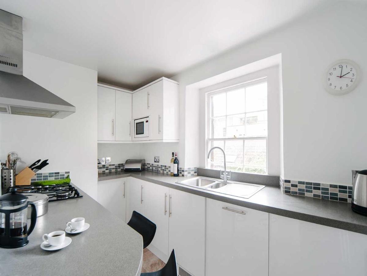 The Art Apartment - Housity