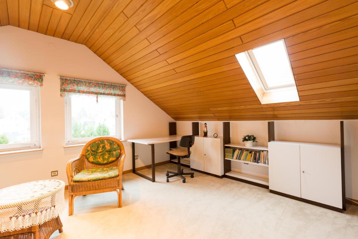 Deutsche Messe Zimmer - Private Apartments Hannover Exhibition Center (room agency) - Housity