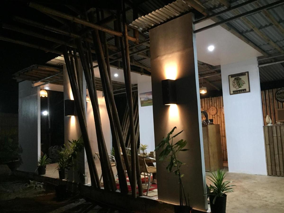 Bohemian Bohol Hostel - Housity