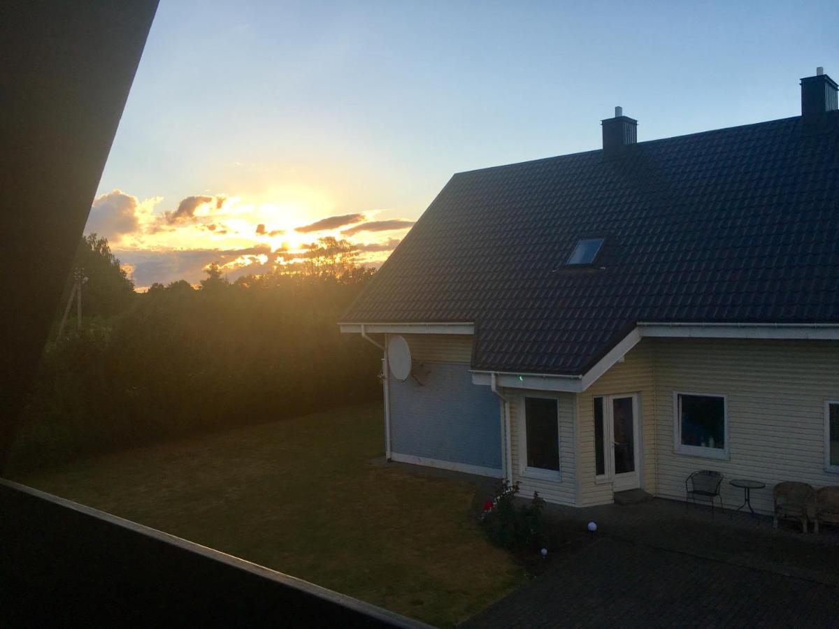 Guest house "Foxy" - Housity