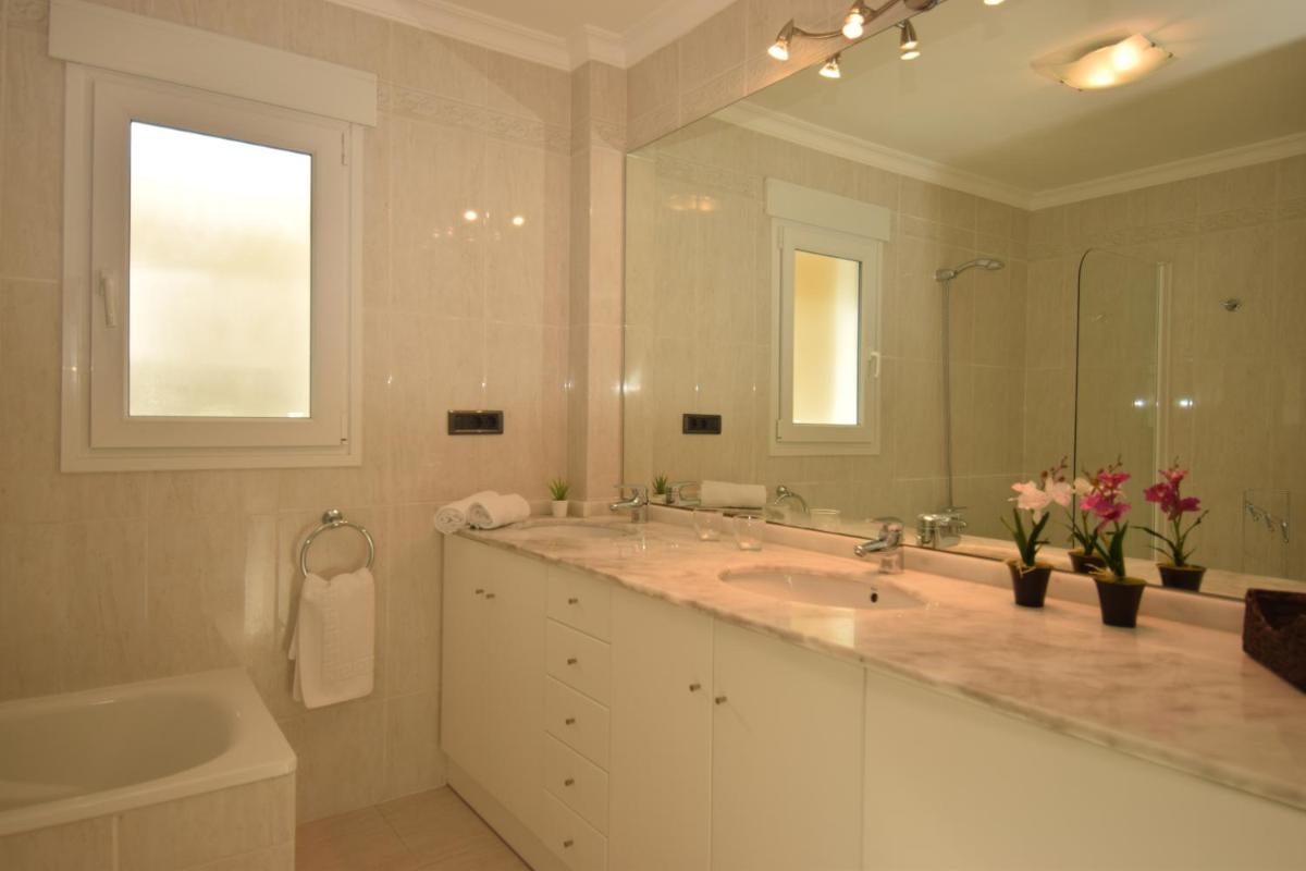 Aparthotel Residencia & Spa Parques Casablanca - Hizvo