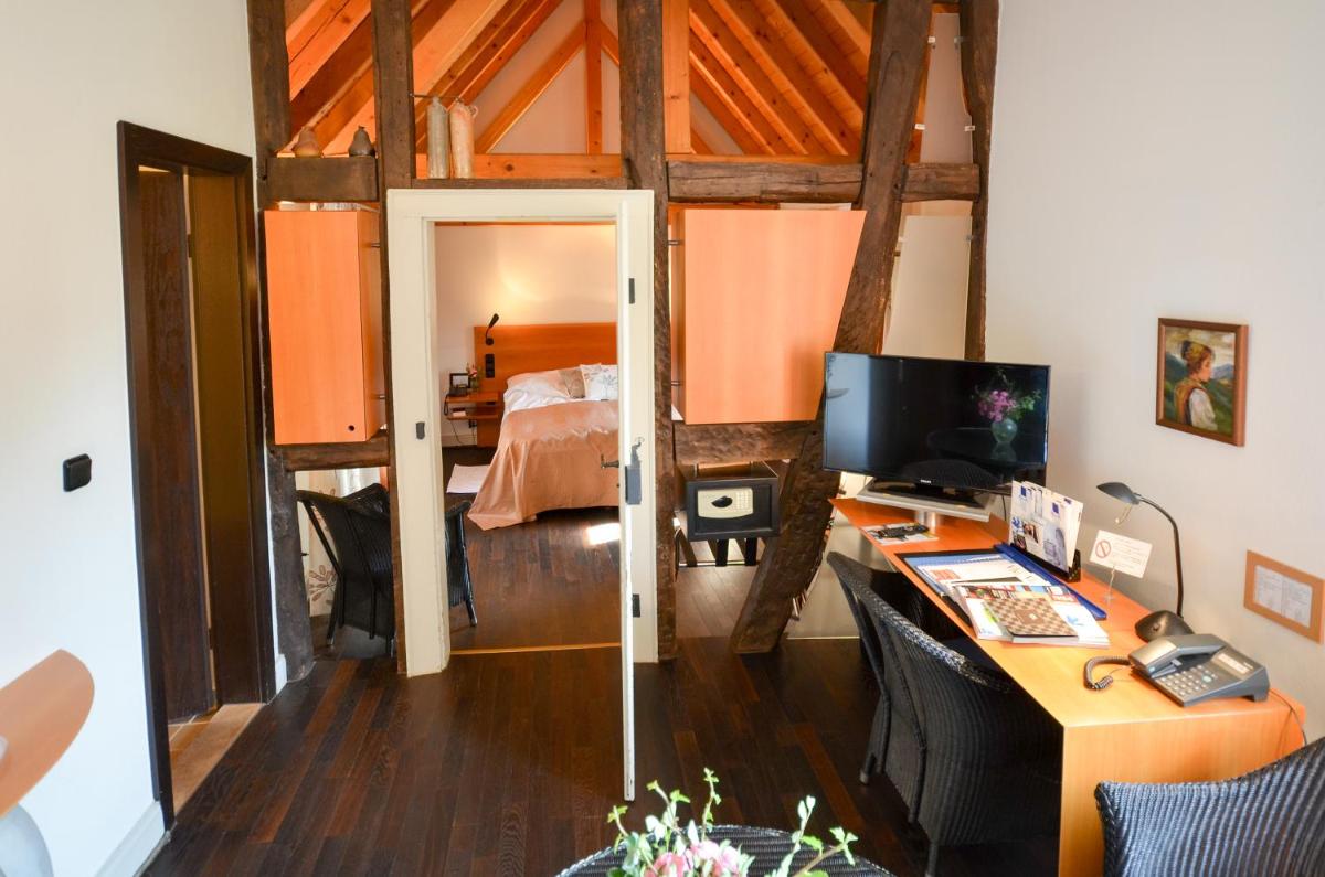 Restaurant & ****Hotel HÖERHOF - Housity