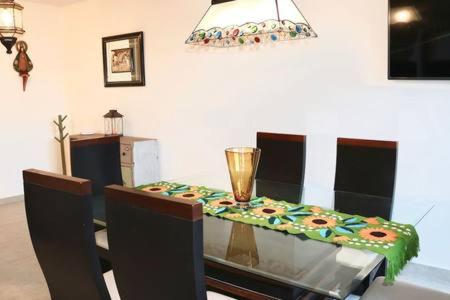 PAULA DE ROMA EN SAN MIGUEL DE ALLENDE - Housity