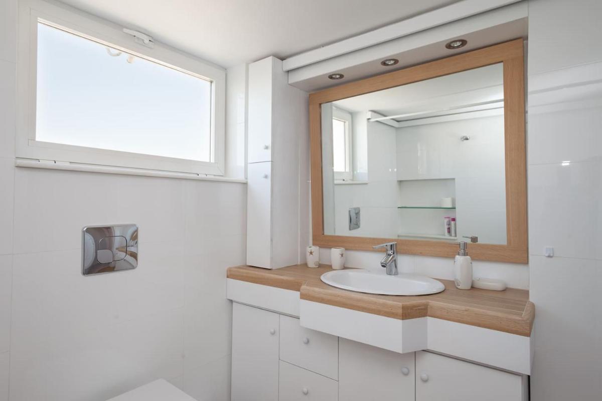 Elegant Athenian Apartment - Hizvo