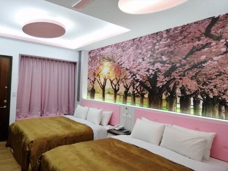 Cherry Blossom Motel - Housity