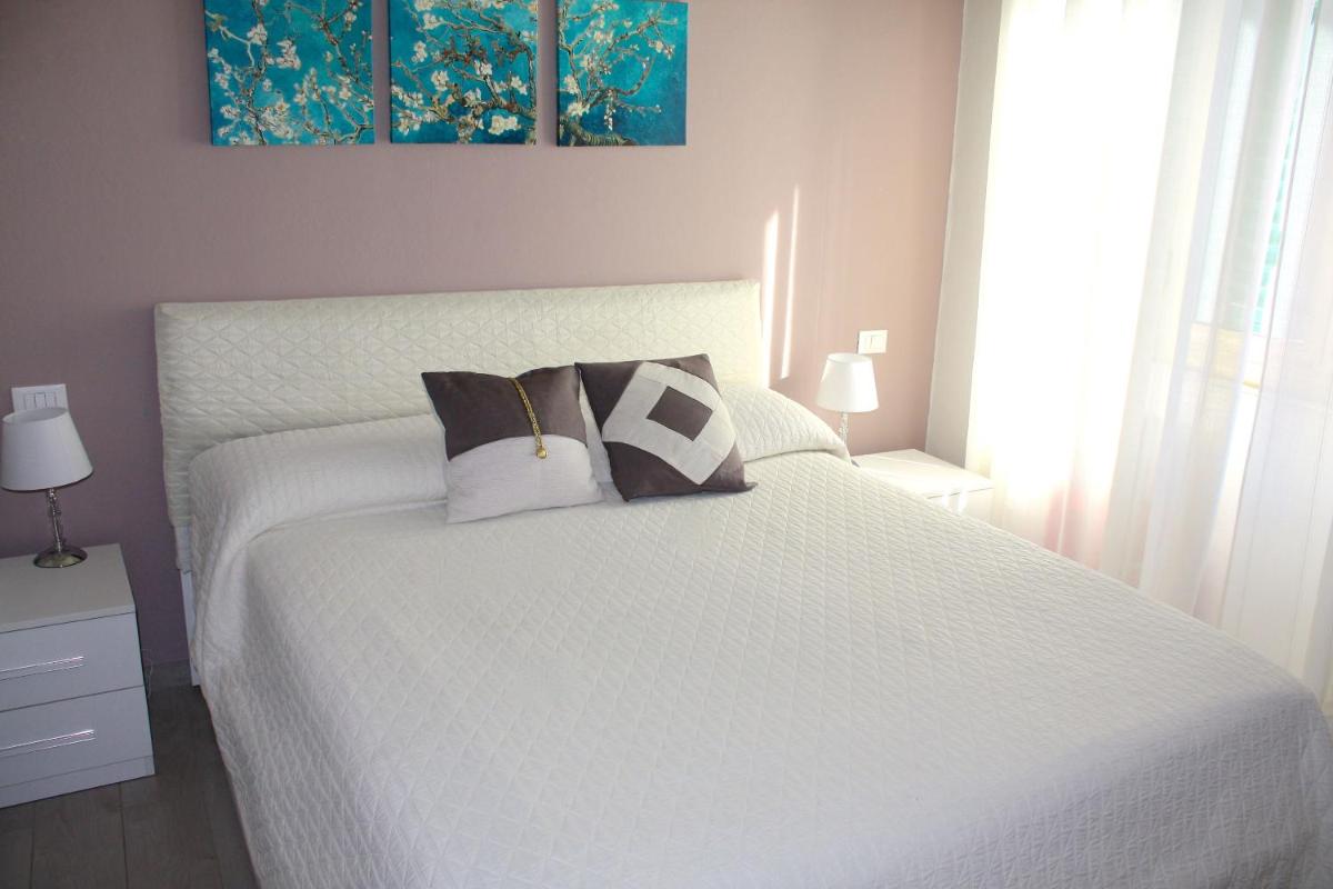 Big Central Room - Housity