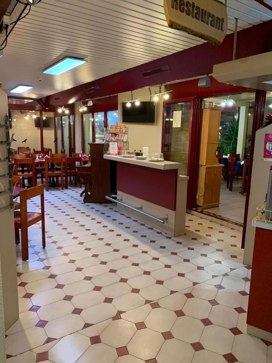 Hotel Lyssach - Housity