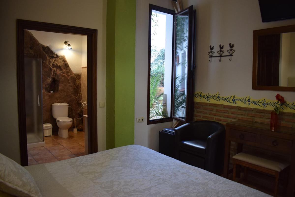 Hostal Rural Molino Del Bombo - Housity