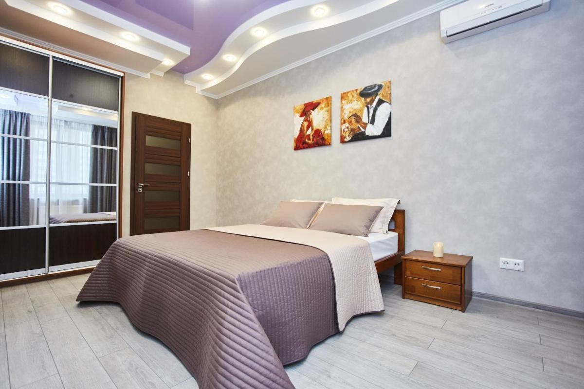 Family apartments Odessa - Housity