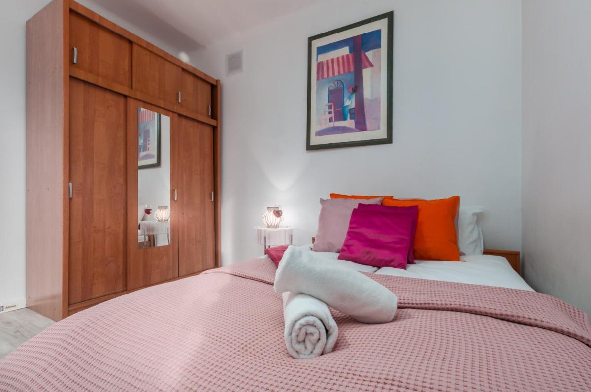 Apartments Henry Warsaw - Housity