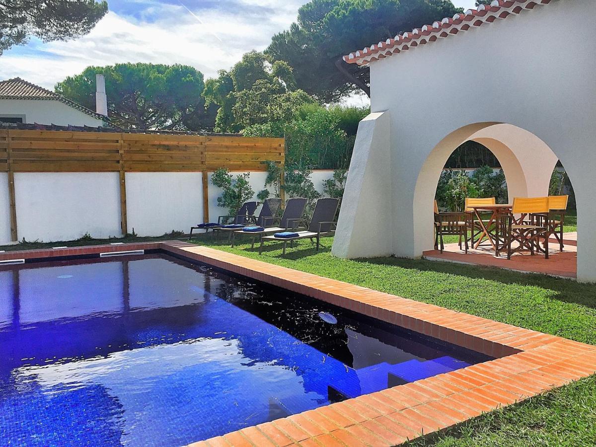 DOMUS QUIETA Pool near beach - Housity