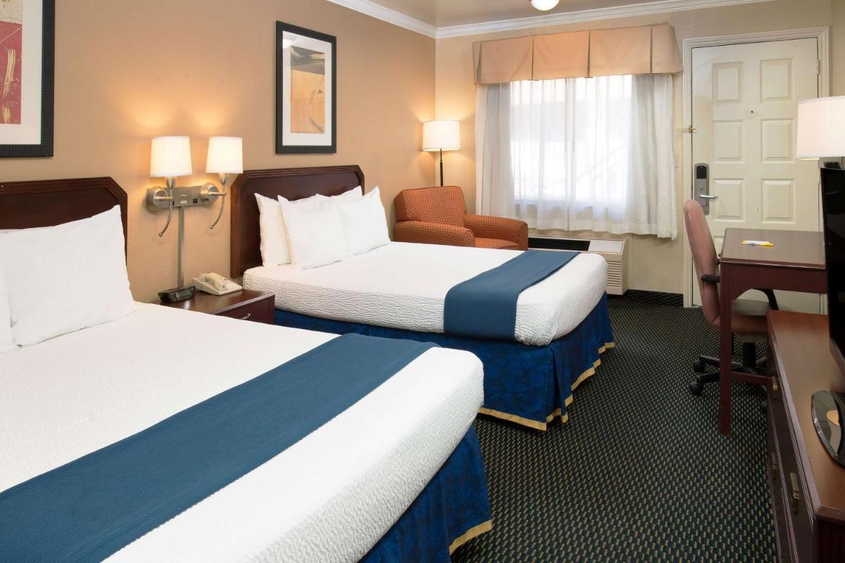 Days Inn by Wyndham Pinole Berkeley - Housity