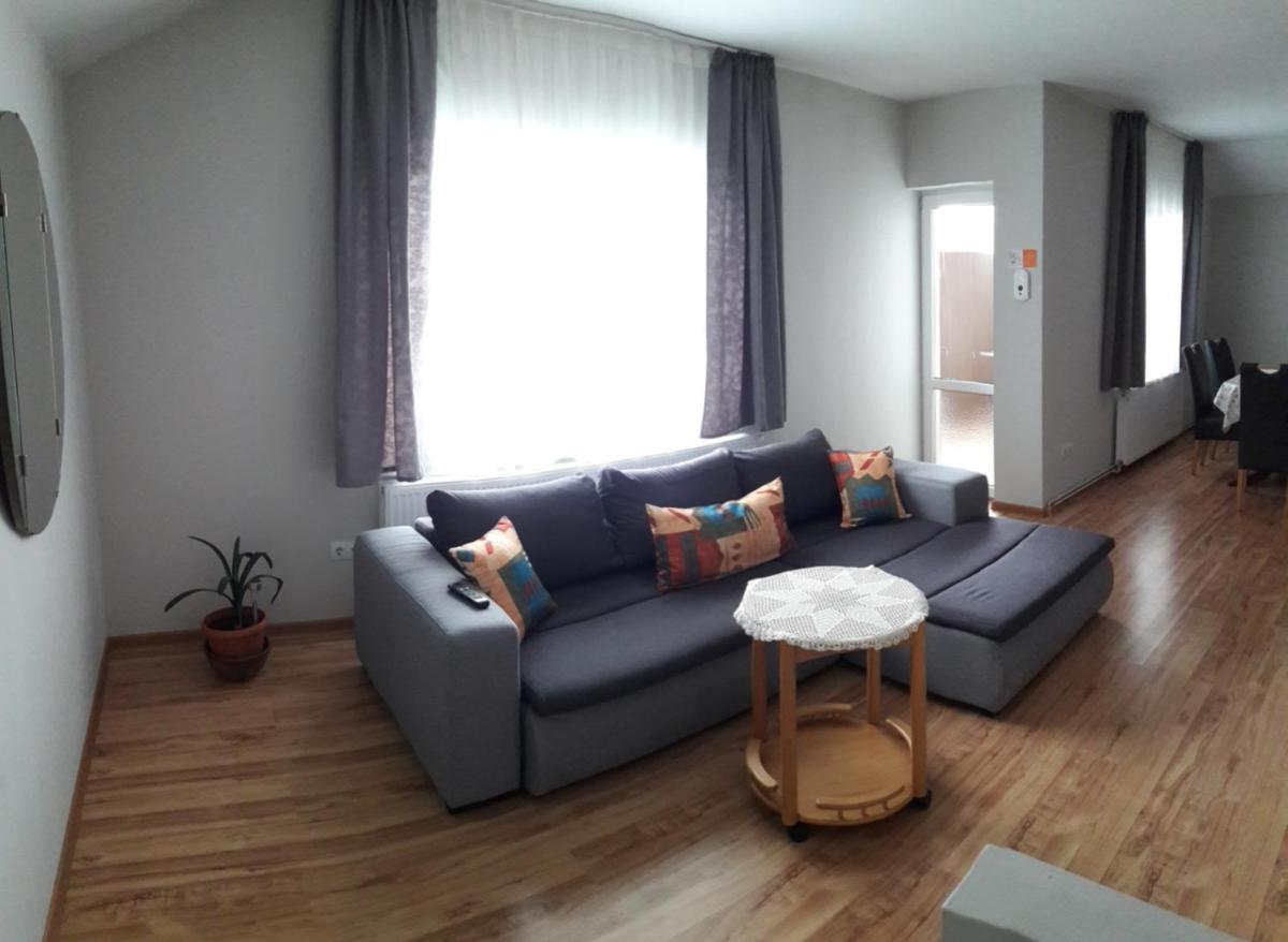 Theresia Apartment - Hizvo