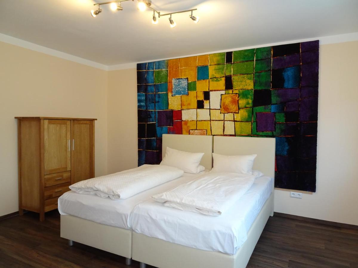 Hotel & Weinstube Restaurant Filling - Housity