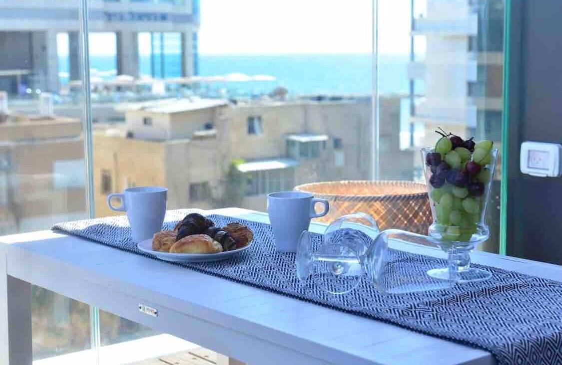 Suitetrails - PHENOMENAL&modern apartment with a sea view