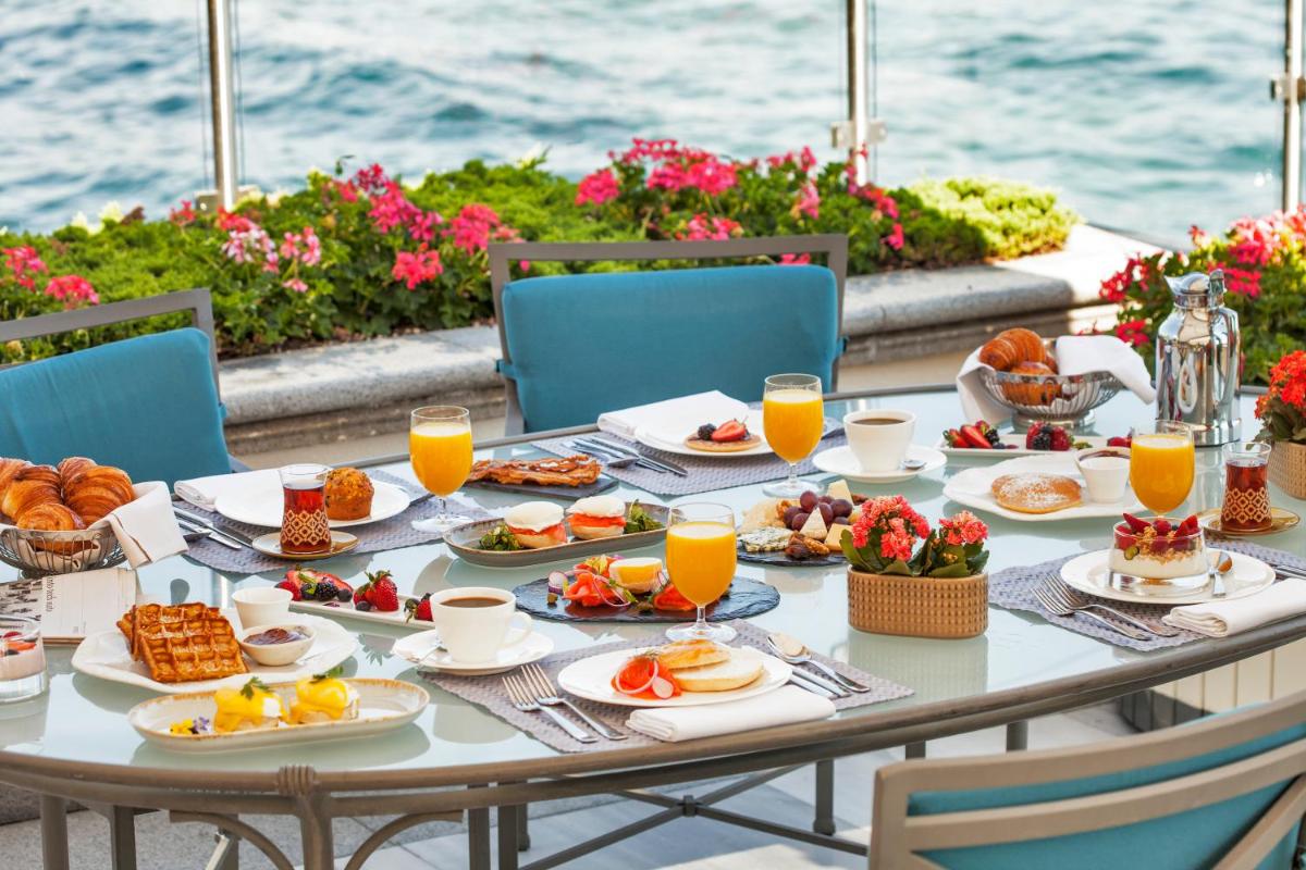 Four Seasons Hotel Istanbul at the Bosphorus - Housity