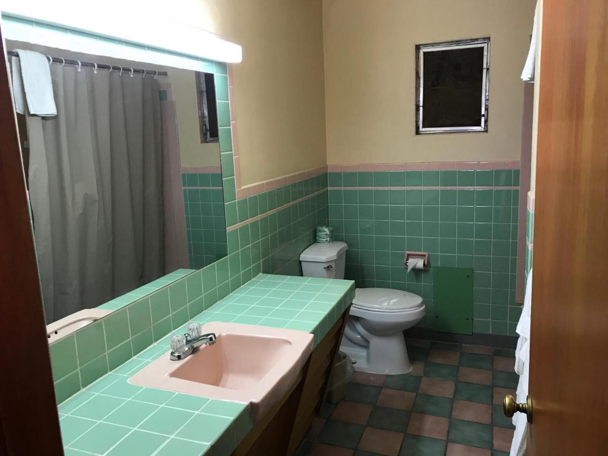 Motel Town House - Housity
