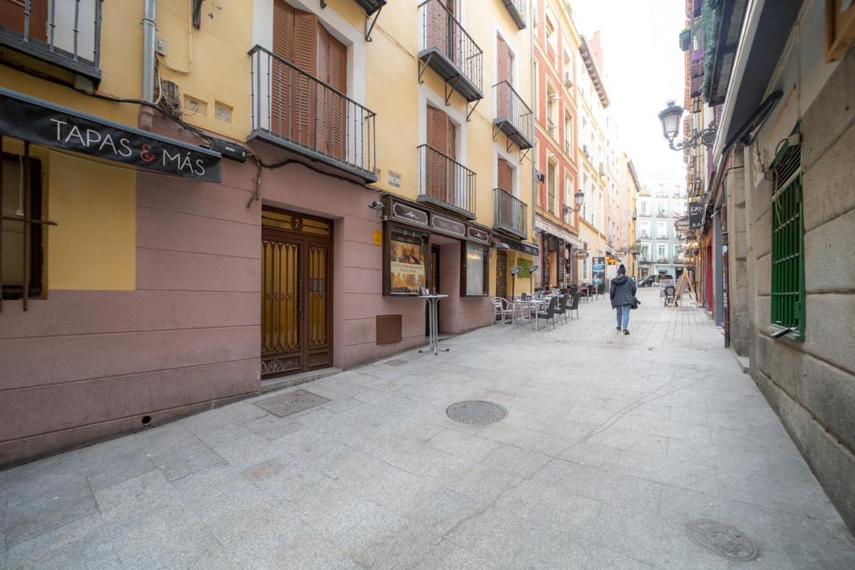 Apartamentos Puerta Del Sol I - Housity