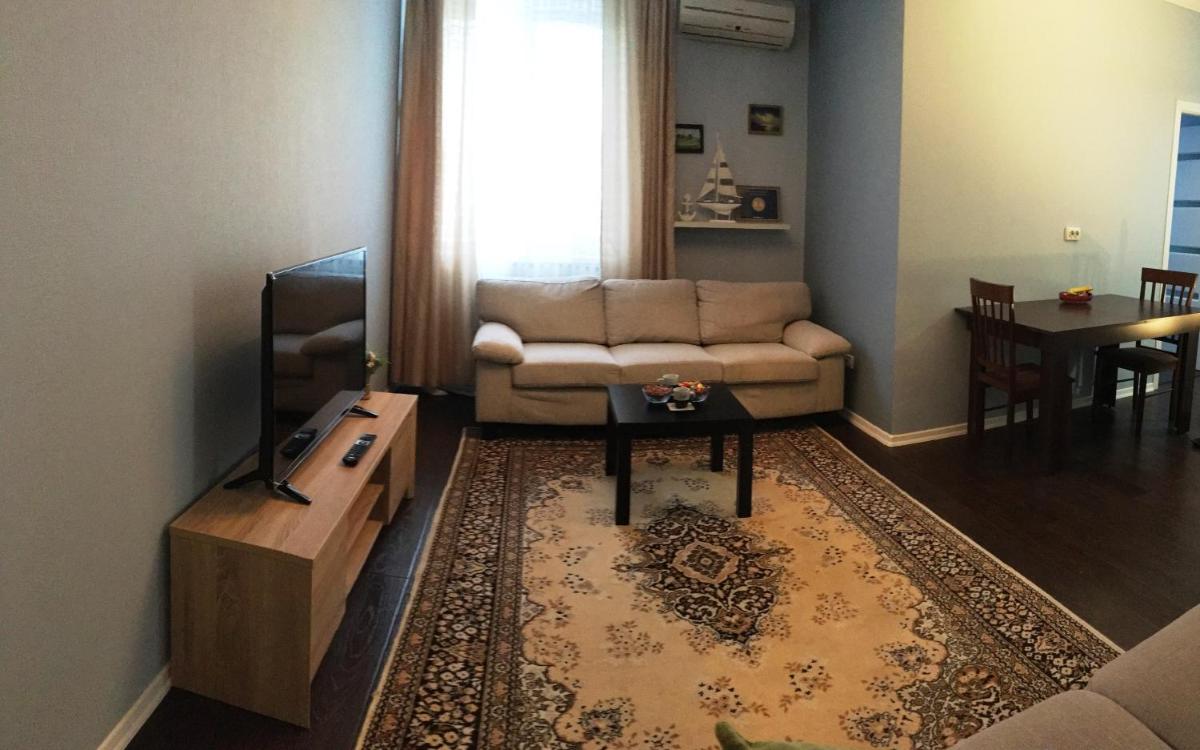 Blue Room Homestay - Housity