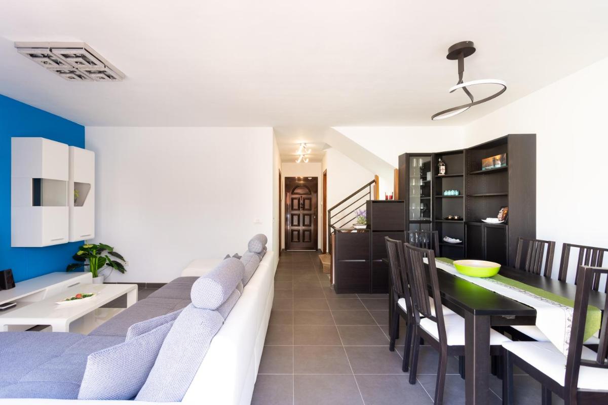 Medano Townhouse - Housity