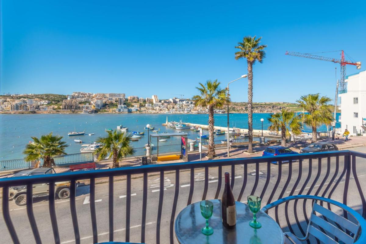 Harbour Lights seafront 2 bedroom apartments with panoramic sea views - by Getawaysmalta - Housity
