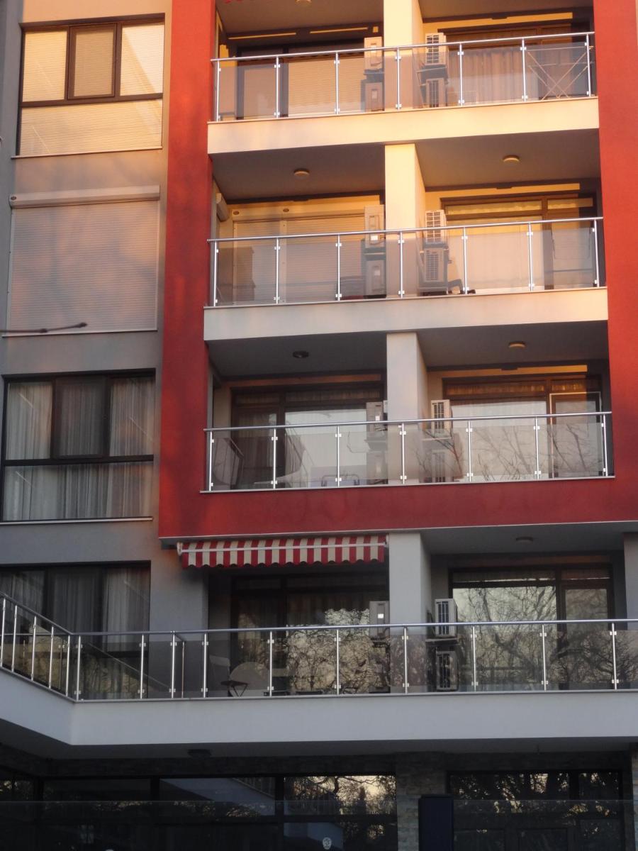 Апартамент 13 - Housity