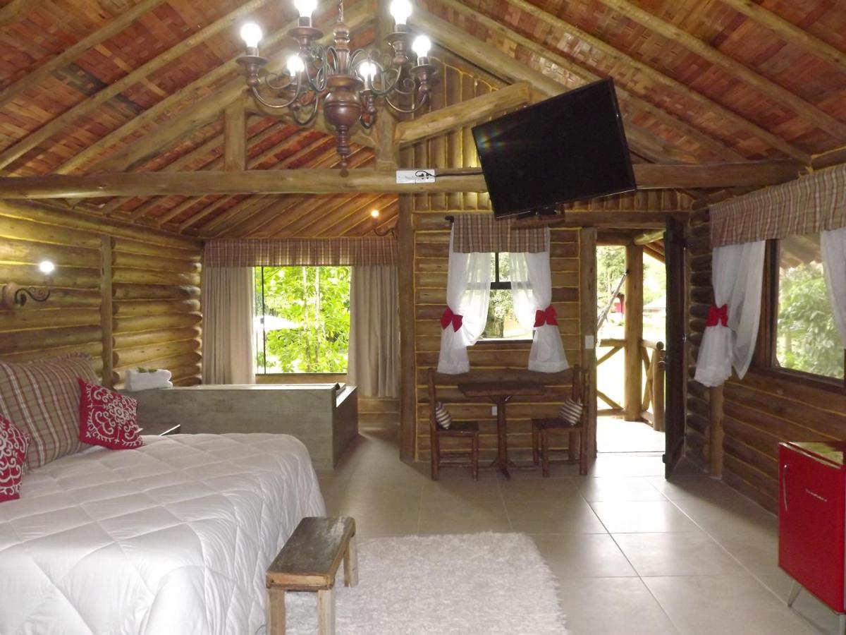 Suitetrails - Hotel Vivenda Penedo