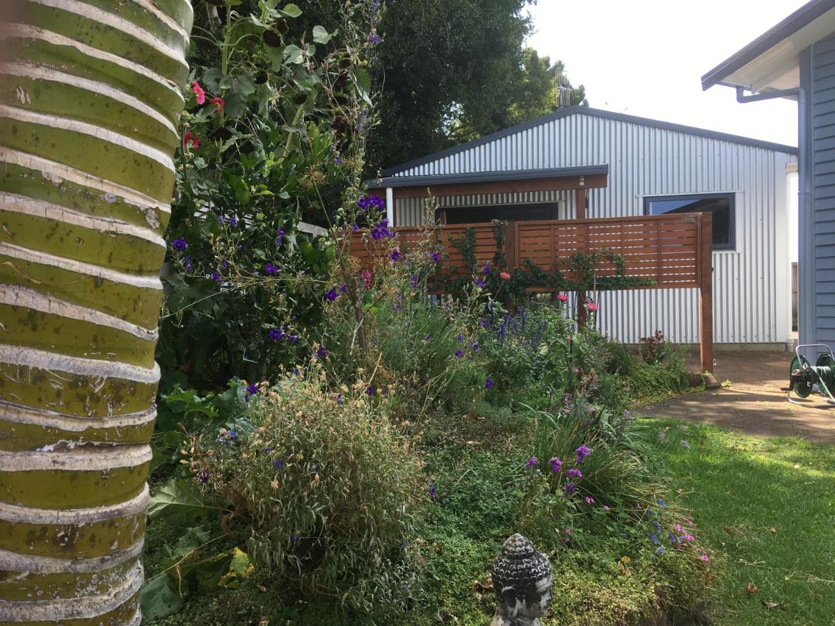 Bungalow on Bell Common - Housity