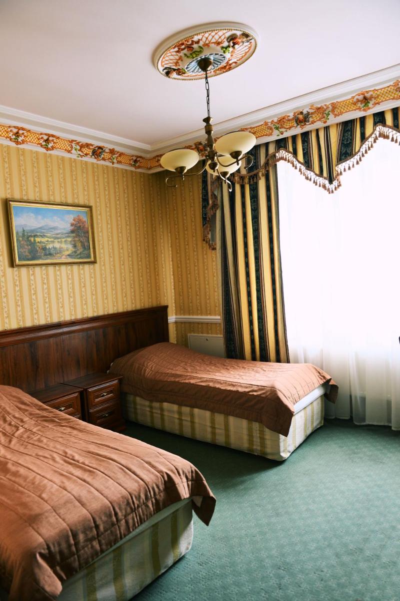 Hotel Książę Poniatowski - Housity