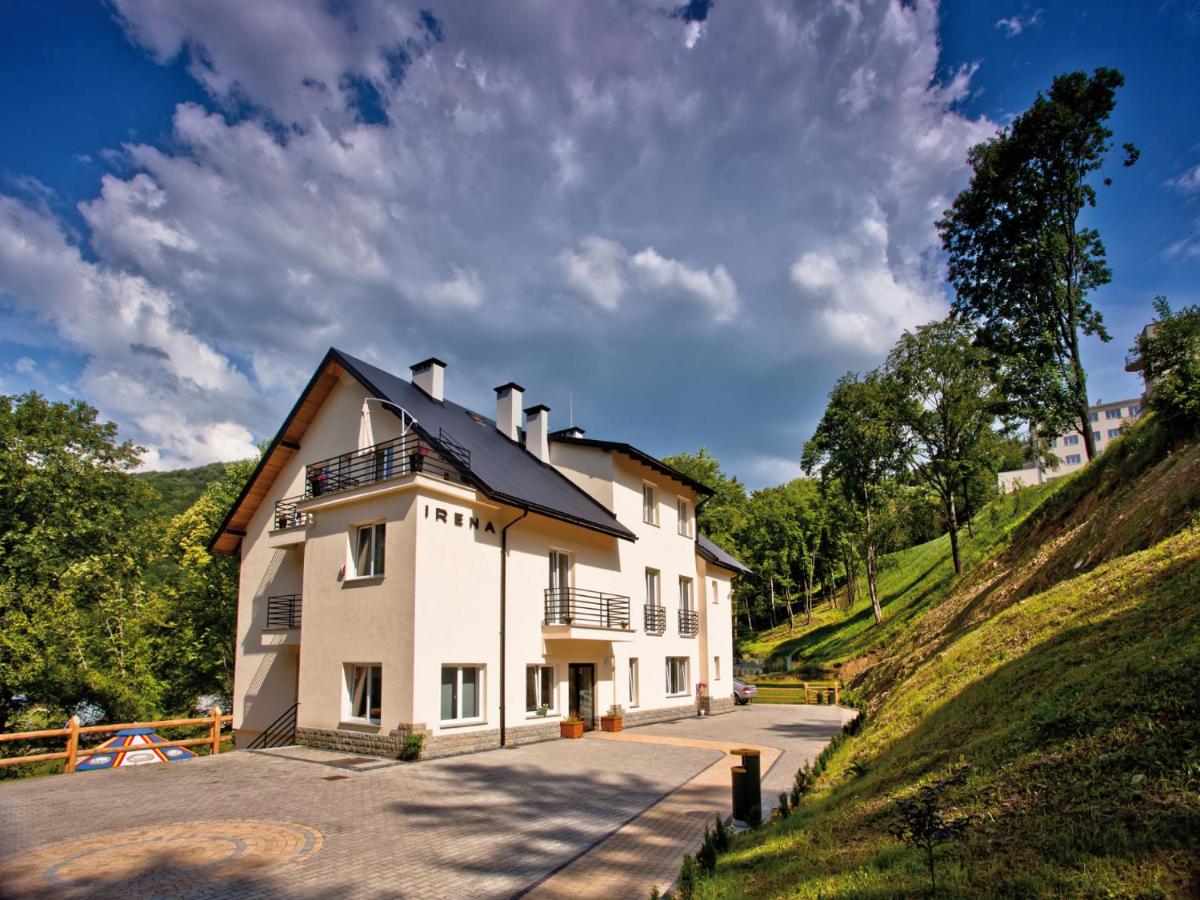 Pensjonat Irena - Housity