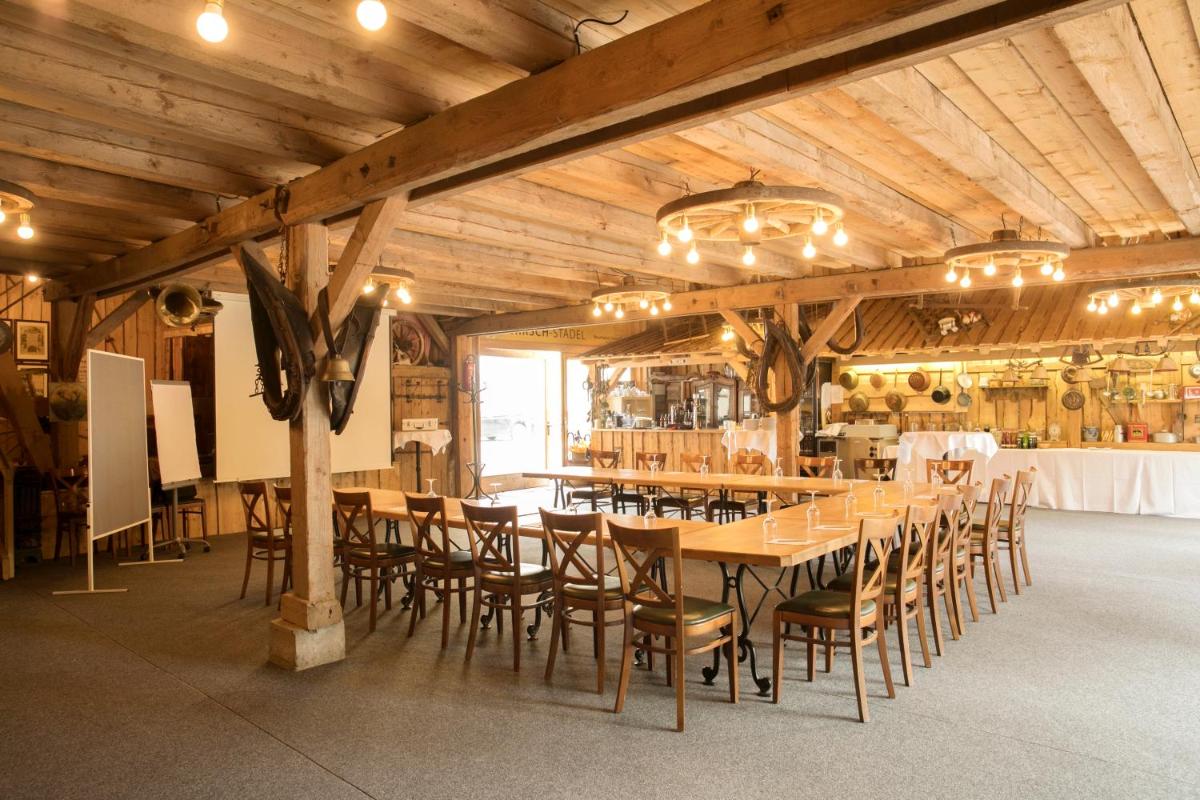 Neumaiers Hirsch -Gasthof und Landhotel - Housity