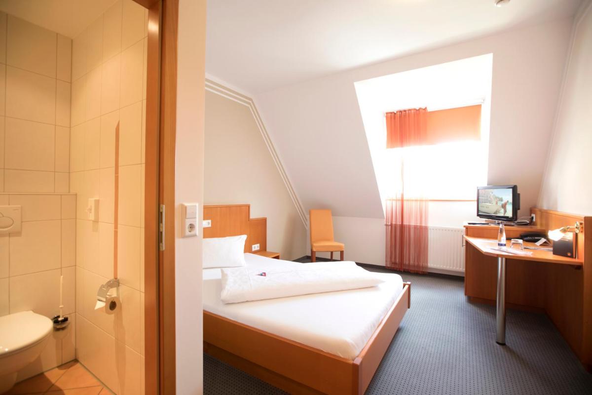 Neumaiers Hirsch -Gasthof und Landhotel - Housity
