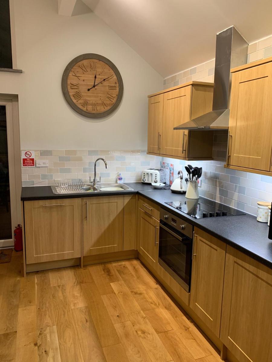 Bossiney Cove Cottage - Housity