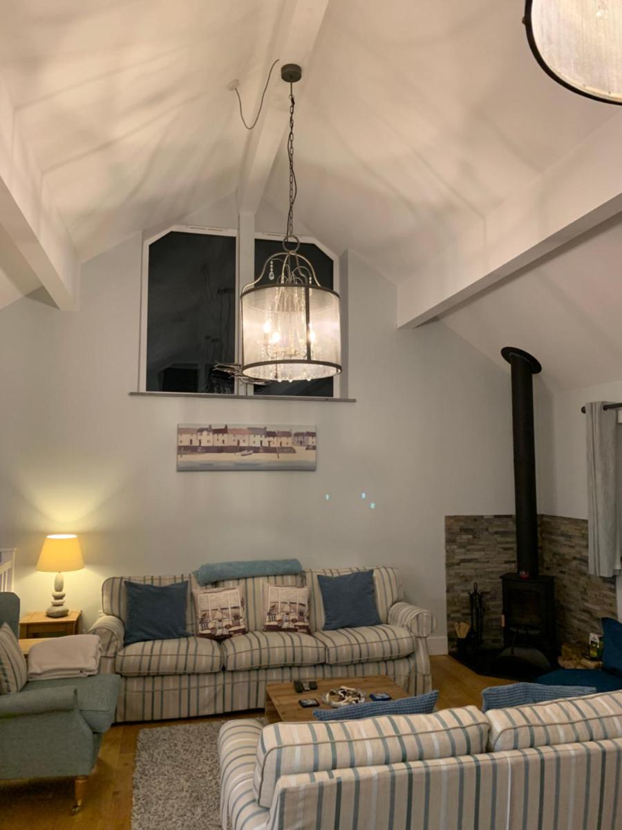 Bossiney Cove Cottage - Housity