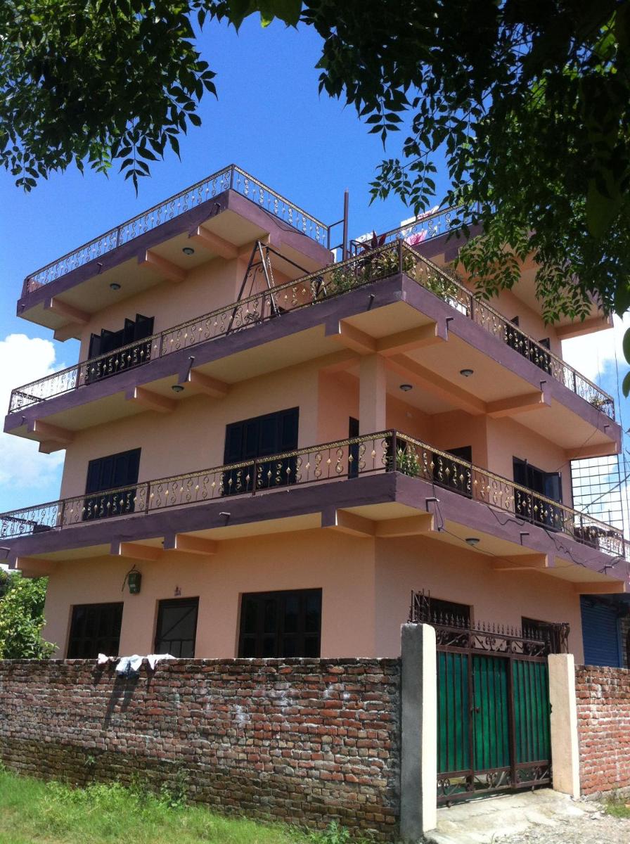 Family Guesthouse Chitwan - Housity