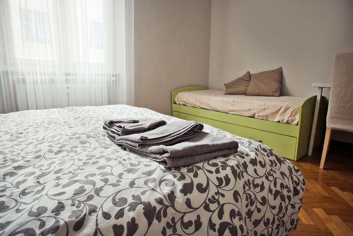 Montesano House - Housity