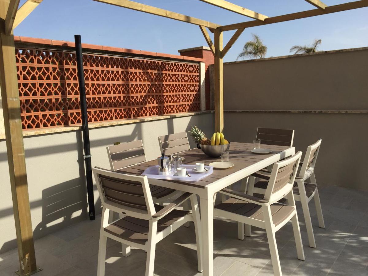 Suitetrails - Procida Apartment