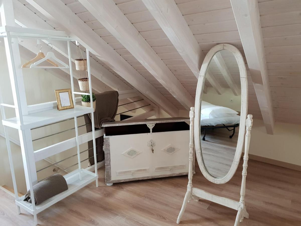 Quebra Costas Rooms Torres Vedras - Housity