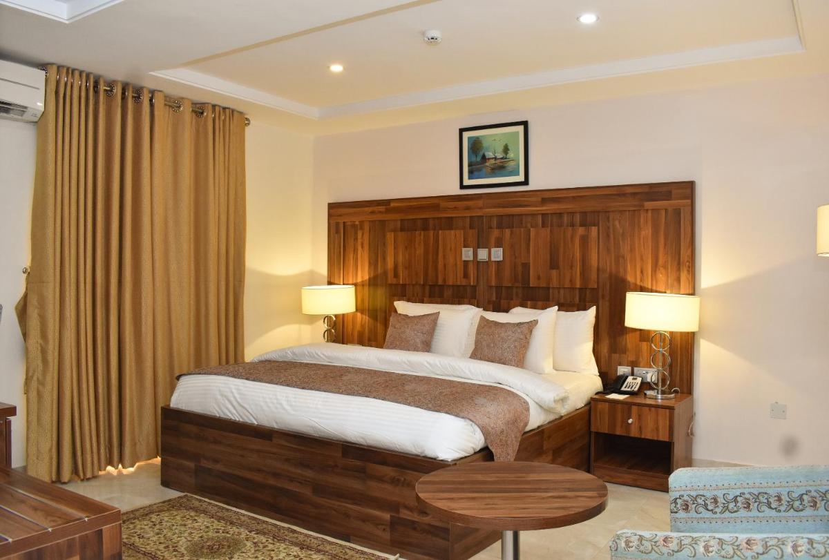 Suitetrails - Qualibest Grand Hotels