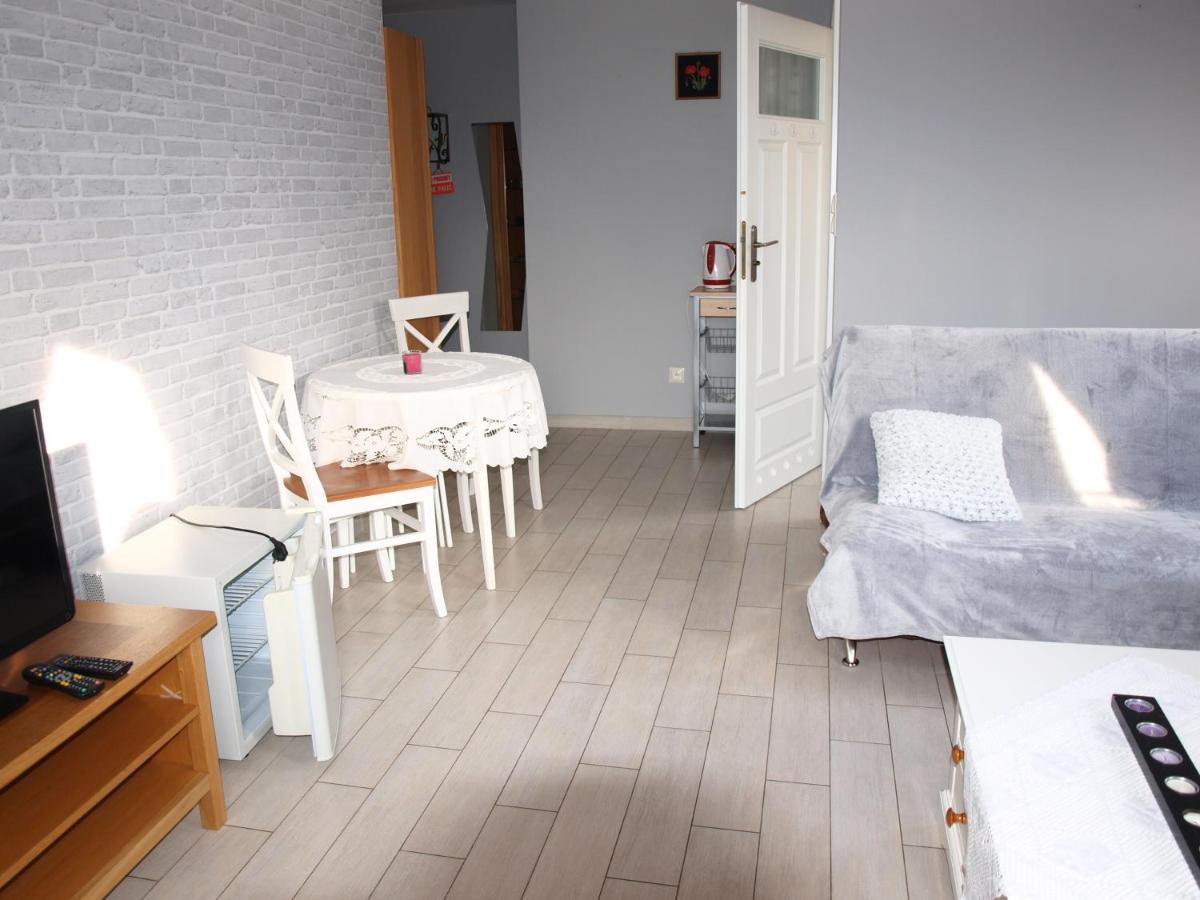 Dom pod Kogutem - Housity