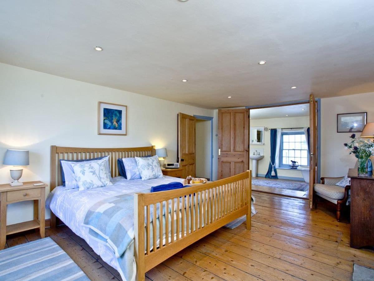 Richmond House - Housity