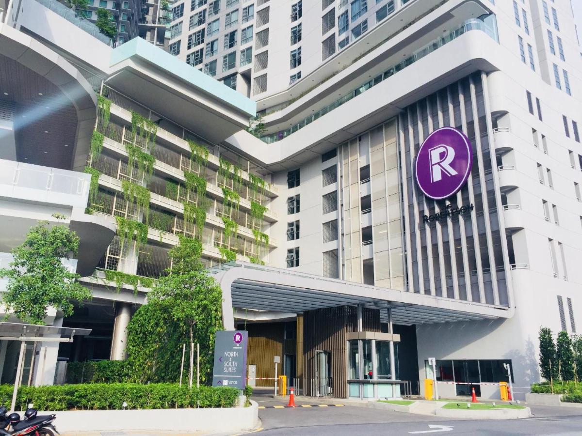 Robertson Suites by Airhost - Housity