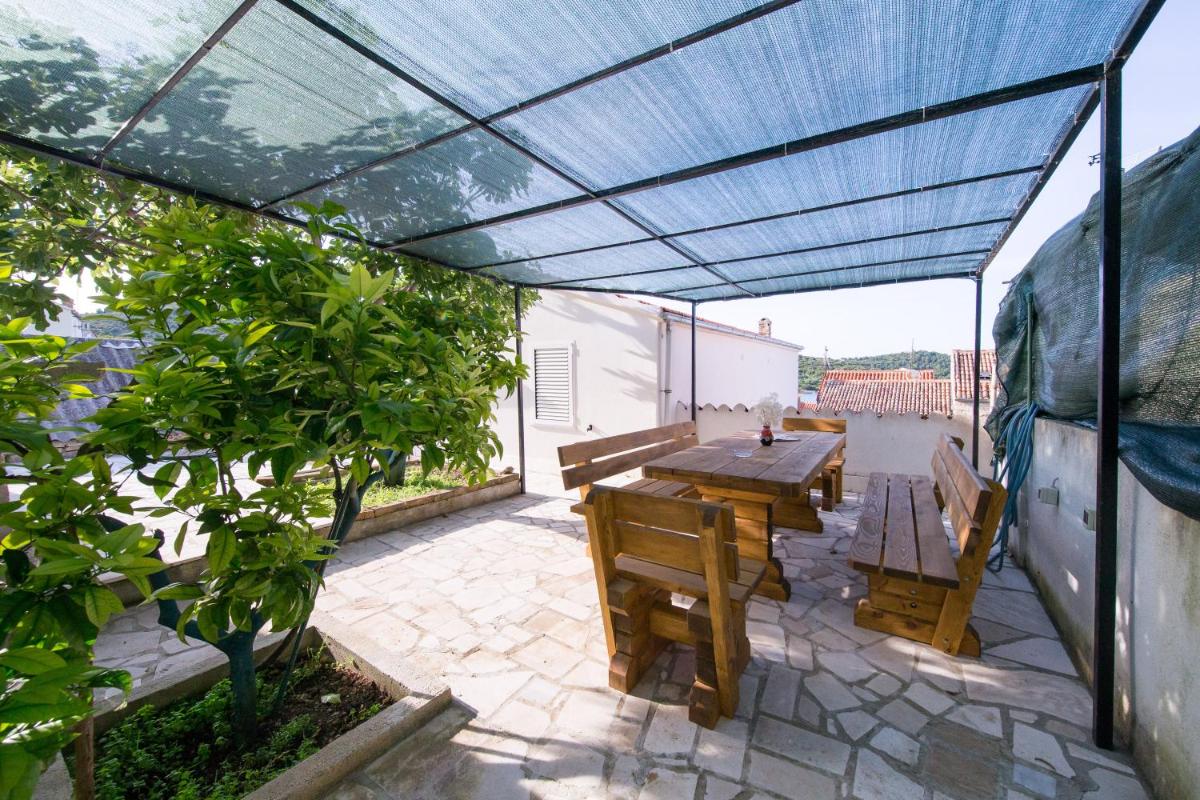 Strma Apartments - Housity