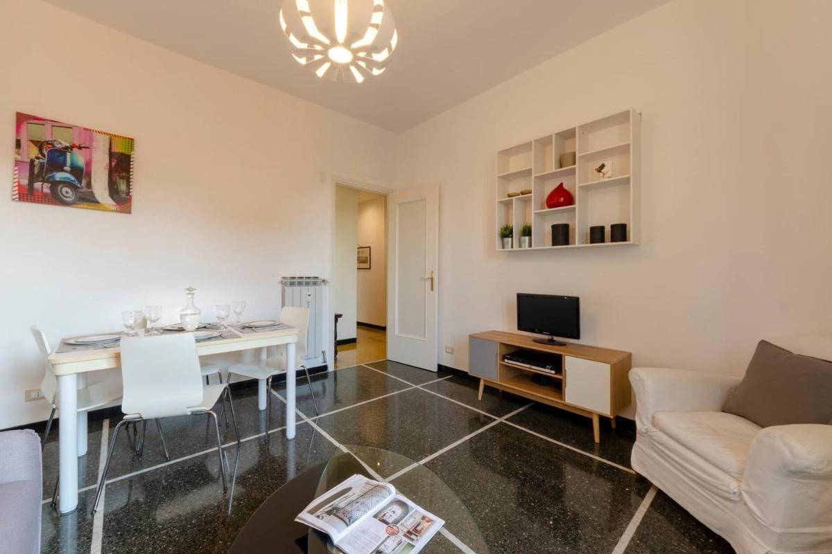 ALTIDO Family Apt for 6 located minutes from the Sea - Hizvo