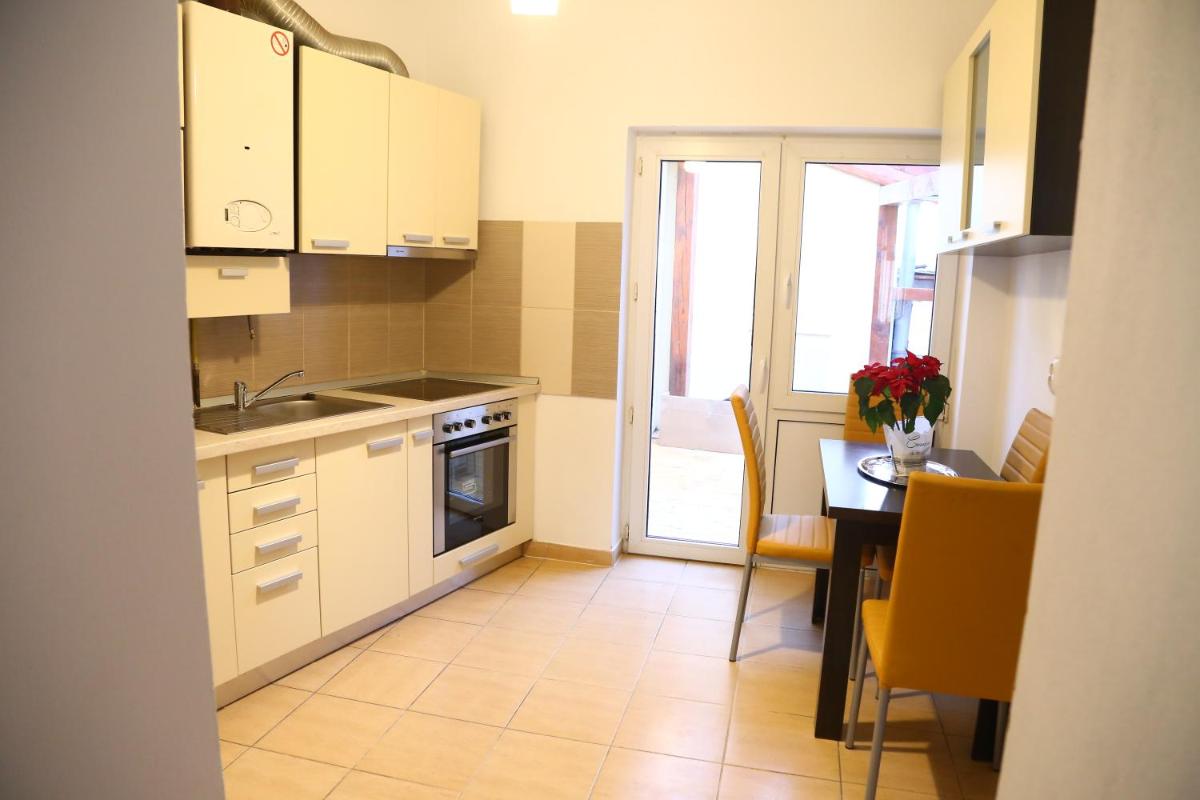 Suitetrails - Dioniss Apartment