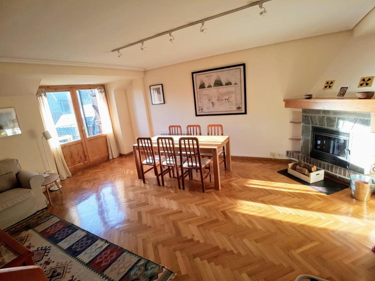 Atico duplex Urb La Viña en Biescas - Housity