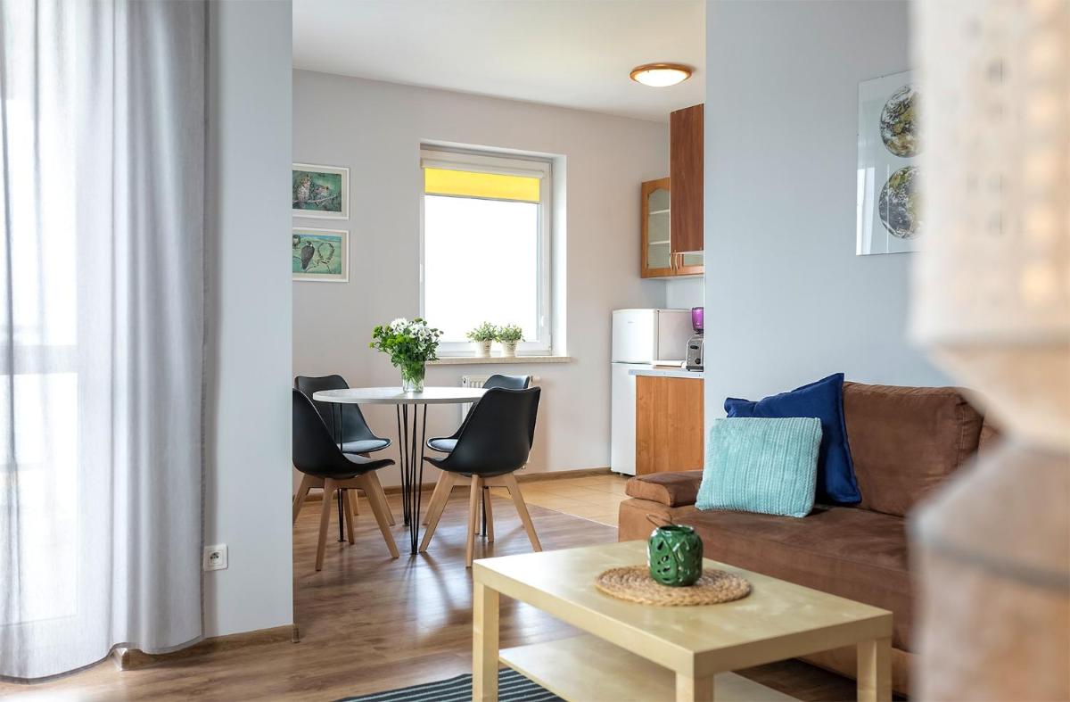 Top Floor Apartment - Housity
